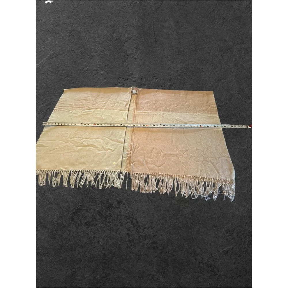Soia & Kyo Poncho Wrap Womens OS Multi Color Pink/Beige Colorblock Fringe Shawl